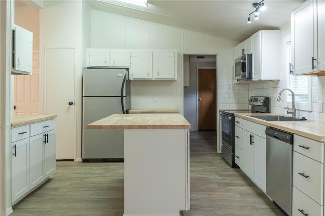 4817 Creekside Road, Melissa, TX 75454