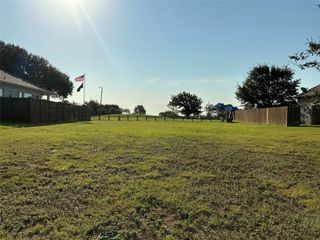 1404 N Reagan Street, West, TX 76691