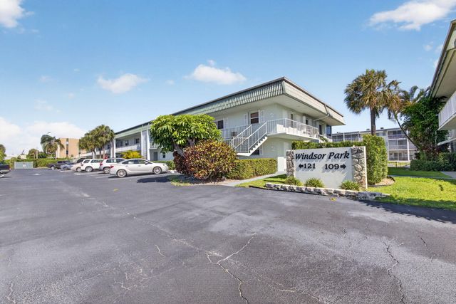 121 Wettaw Lane Unit 110, North Palm Beach, FL 33408