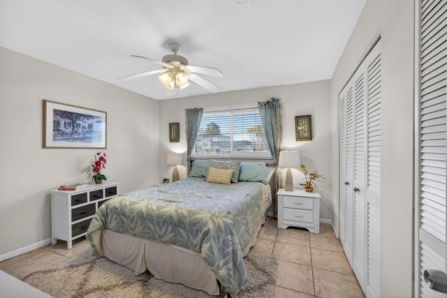 121 Wettaw Lane Unit 110, North Palm Beach, FL 33408