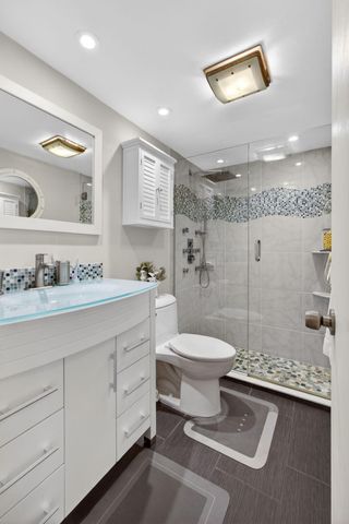 121 Wettaw Lane Unit 110, North Palm Beach, FL 33408