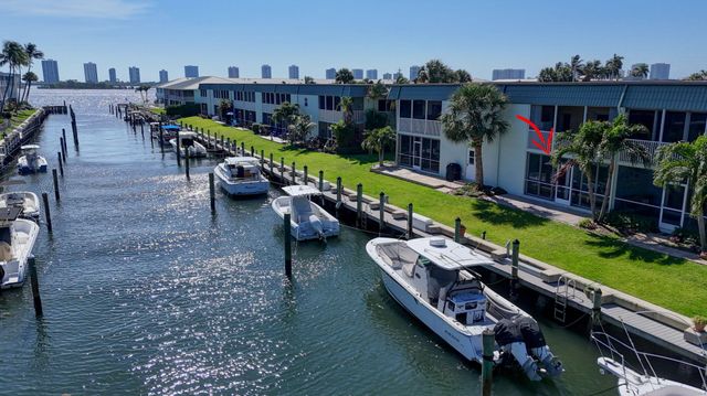 121 Wettaw Lane Unit 110, North Palm Beach, FL 33408