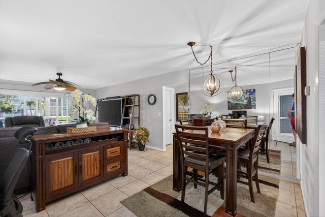 121 Wettaw Lane Unit 110, North Palm Beach, FL 33408