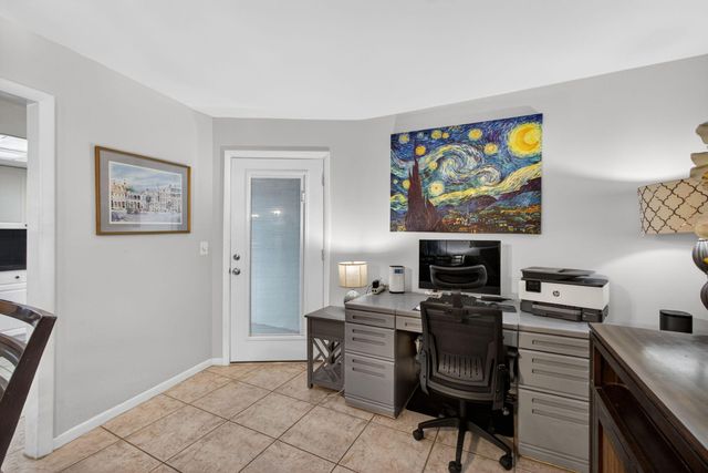 121 Wettaw Lane Unit 110, North Palm Beach, FL 33408
