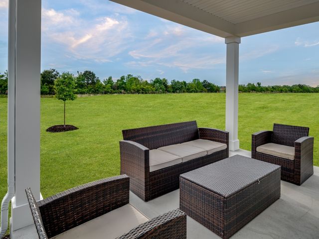 5043 Kensington Way, Pleasant View, TN 37146