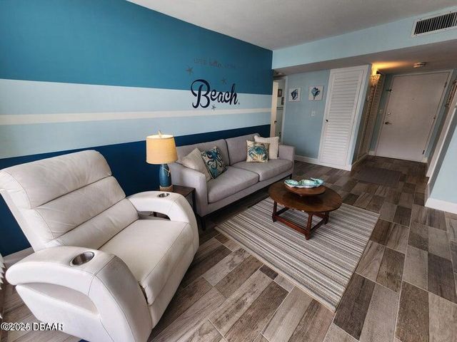 2800 N Atlantic Ave Unit 810, Daytona Beach, FL 32118