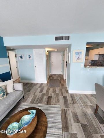 2800 N Atlantic Ave Unit 810, Daytona Beach, FL 32118