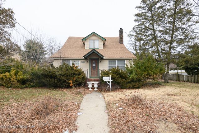 50 Memorial Parkway, Atlantic Highlands, NJ 07716