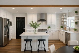 18516 Champions CIR, Point Venture, TX 78645