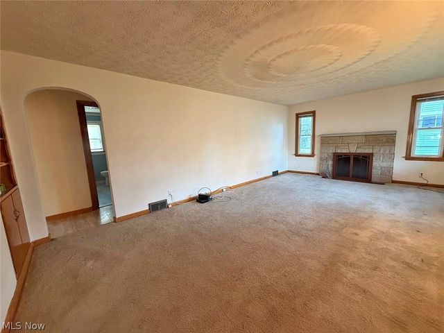 706 Broad Avenue NW, Canton, OH 44708