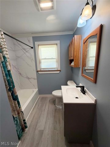 706 Broad Avenue NW, Canton, OH 44708