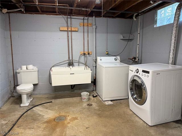 706 Broad Avenue NW, Canton, OH 44708