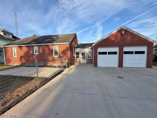 706 Broad Avenue NW, Canton, OH 44708