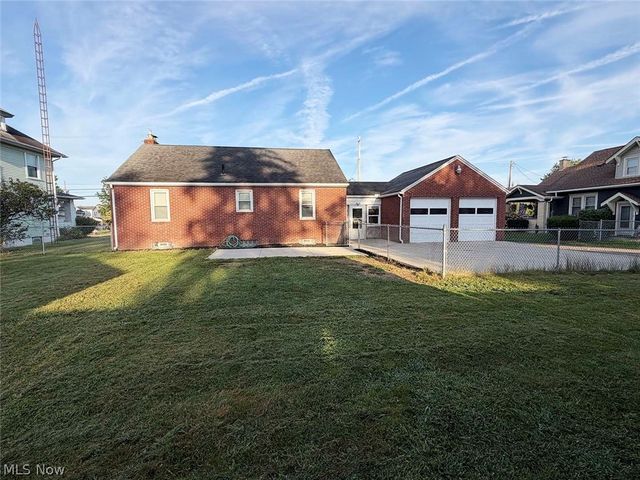 706 Broad Avenue NW, Canton, OH 44708