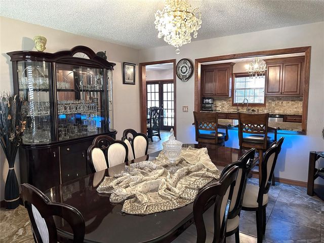 8834 WHISPERING OAKS TRAIL, New Port Richey, FL 34654