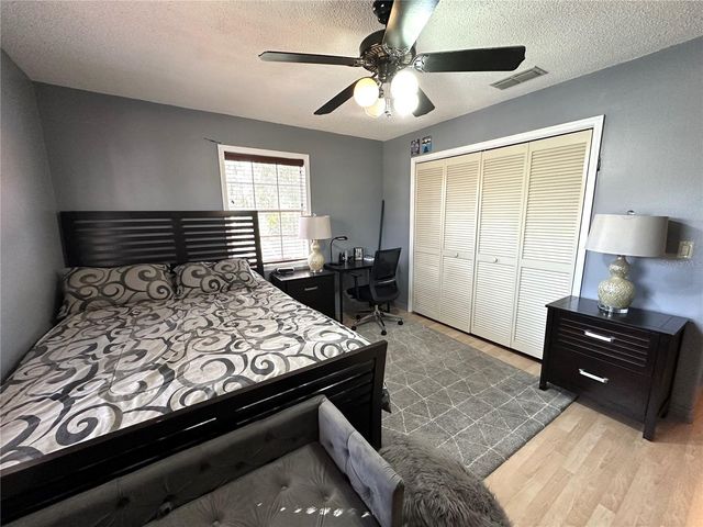8834 WHISPERING OAKS TRAIL, New Port Richey, FL 34654