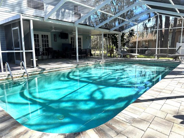 8834 WHISPERING OAKS TRAIL, New Port Richey, FL 34654