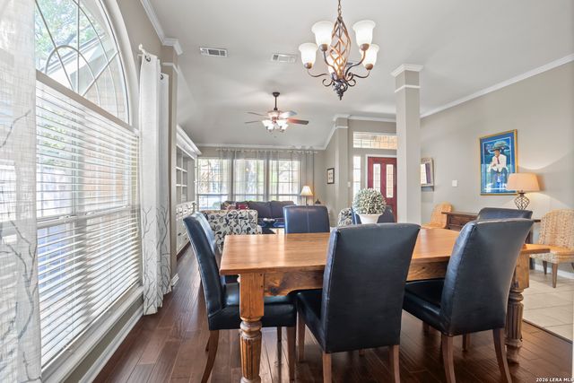 9 Grogans Mill, San Antonio, TX 78248