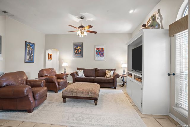 9 Grogans Mill, San Antonio, TX 78248