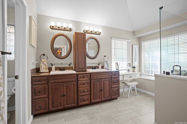 9 Grogans Mill, San Antonio, TX 78248