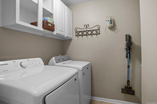 9 Grogans Mill, San Antonio, TX 78248