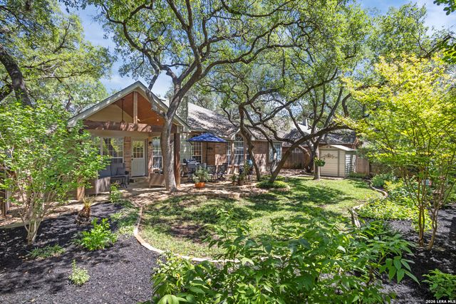 9 Grogans Mill, San Antonio, TX 78248