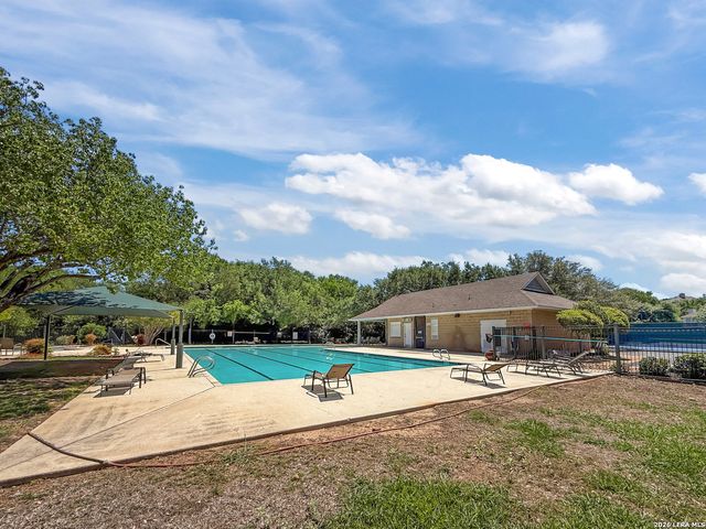 9 Grogans Mill, San Antonio, TX 78248