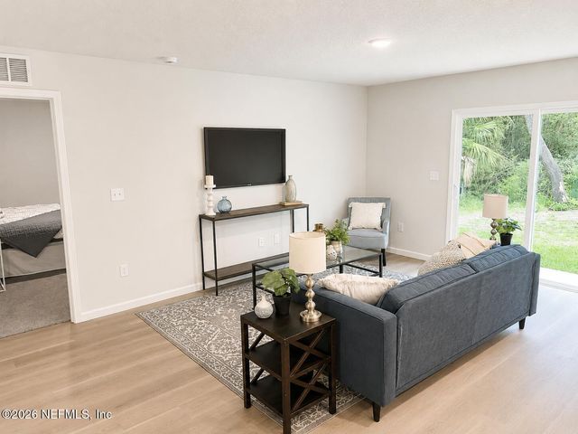 6278 RESTLAWN Drive, Jacksonville, FL 32208