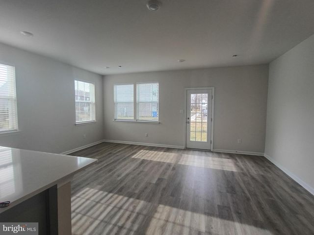 25 ELLIOT LN, Westampton, NJ 08060