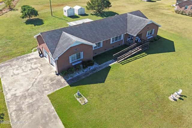 1960 Ewards Fork Road, Scotland Neck, NC 27874