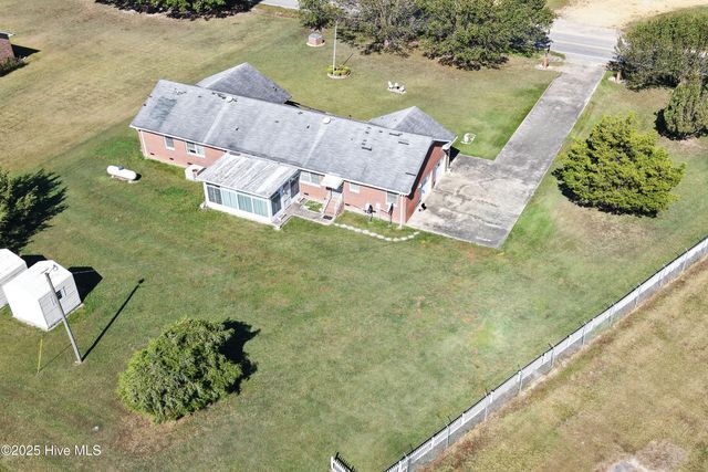 1960 Ewards Fork Road, Scotland Neck, NC 27874