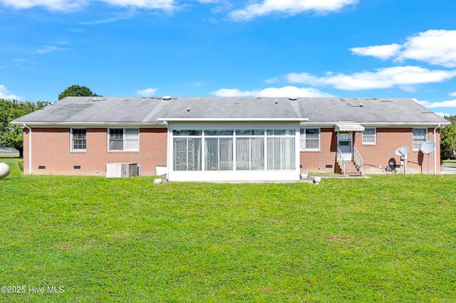 1960 Ewards Fork Road, Scotland Neck, NC 27874