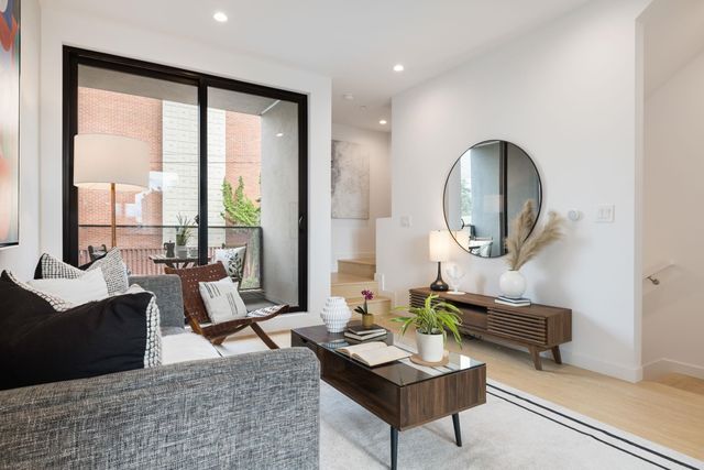 1233 1233 Hampel St., Oakland, CA 94602