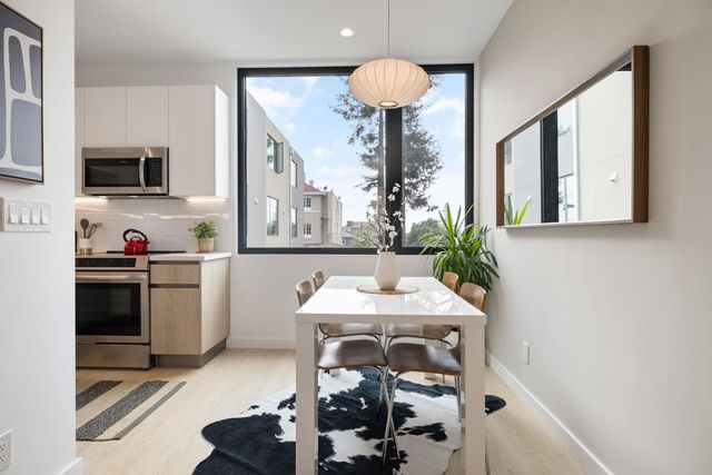 1233 1233 Hampel St., Oakland, CA 94602