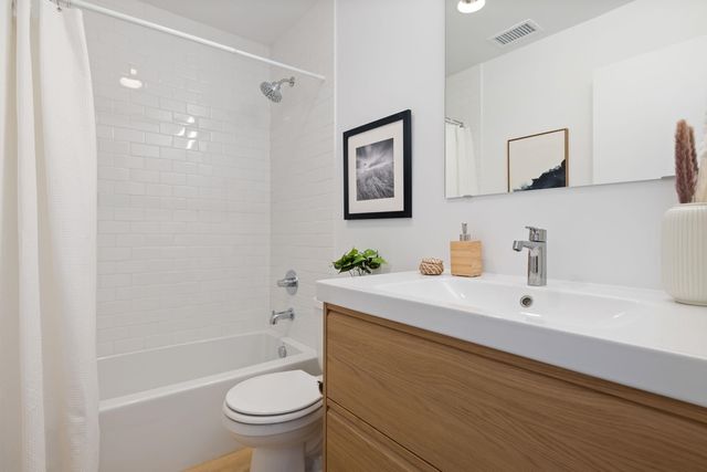 1233 1233 Hampel St., Oakland, CA 94602