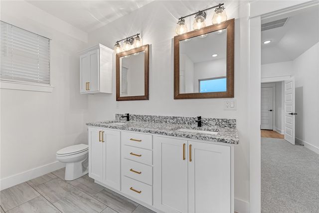 94 Sherlock Drive, Bella Vista, AR 72715