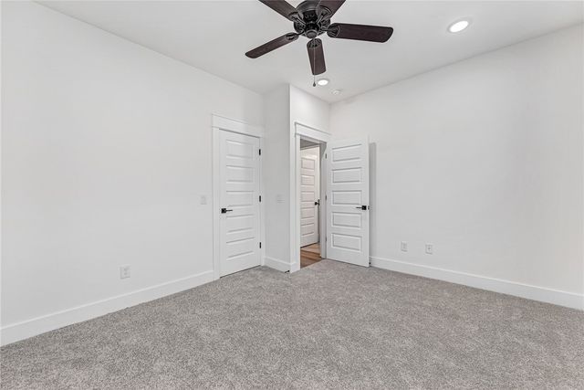 94 Sherlock Drive, Bella Vista, AR 72715