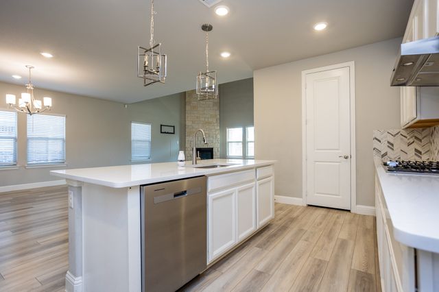 2436 Yosemite Way, Corinth, TX 76210