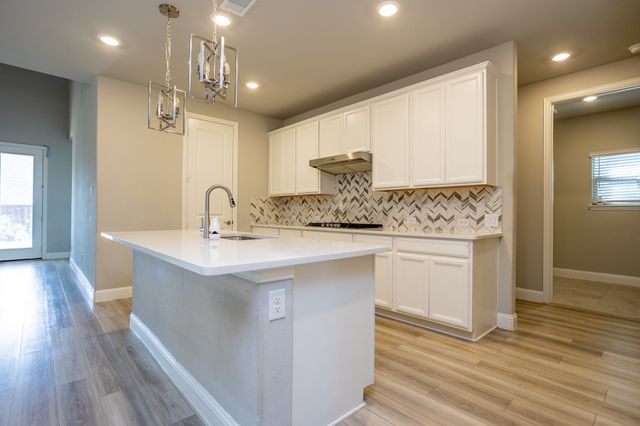 2436 Yosemite Way, Corinth, TX 76210