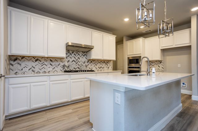 2436 Yosemite Way, Corinth, TX 76210