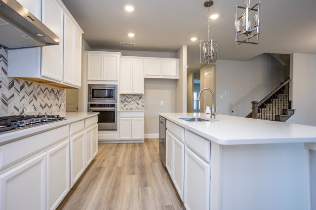 2436 Yosemite Way, Corinth, TX 76210