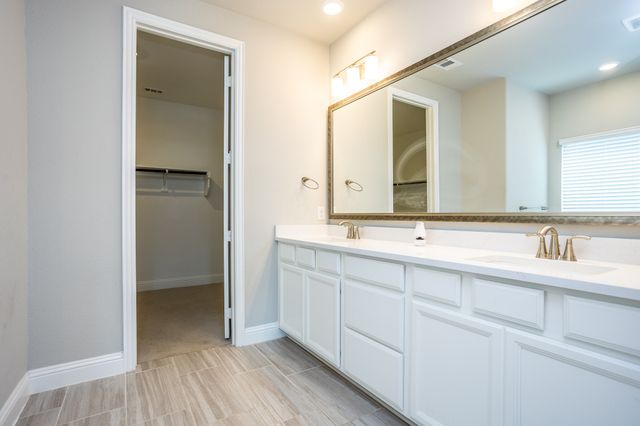 2436 Yosemite Way, Corinth, TX 76210