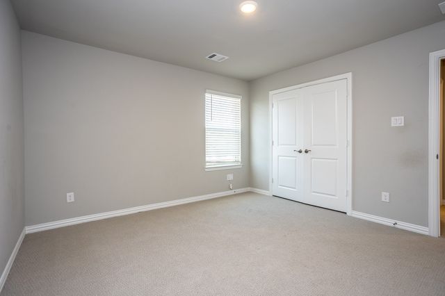 2436 Yosemite Way, Corinth, TX 76210