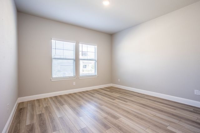 2436 Yosemite Way, Corinth, TX 76210