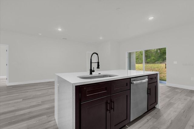 1377 W ALEXANDER DRIVE, Citrus Springs, FL 34434