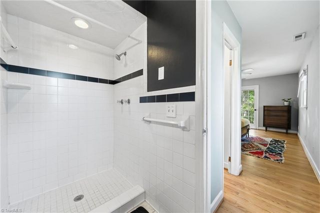 2712 London Lane, Winston-salem, NC 27103