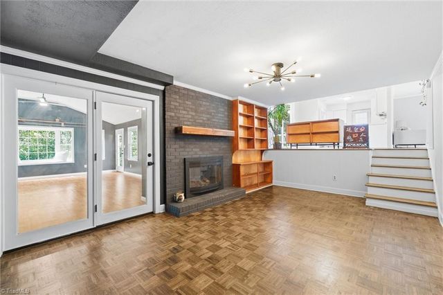 2712 London Lane, Winston-salem, NC 27103