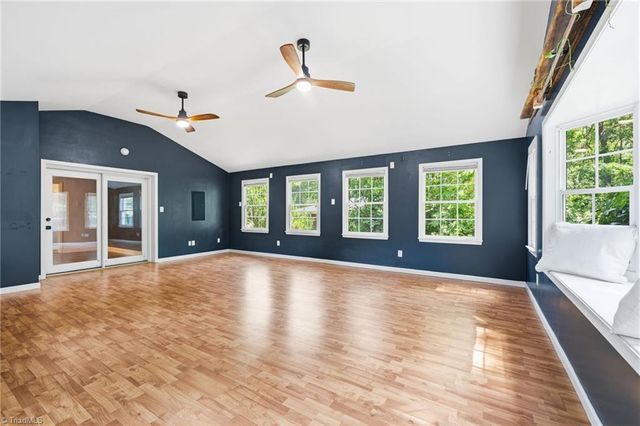 2712 London Lane, Winston-salem, NC 27103