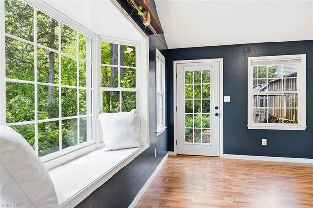 2712 London Lane, Winston-salem, NC 27103