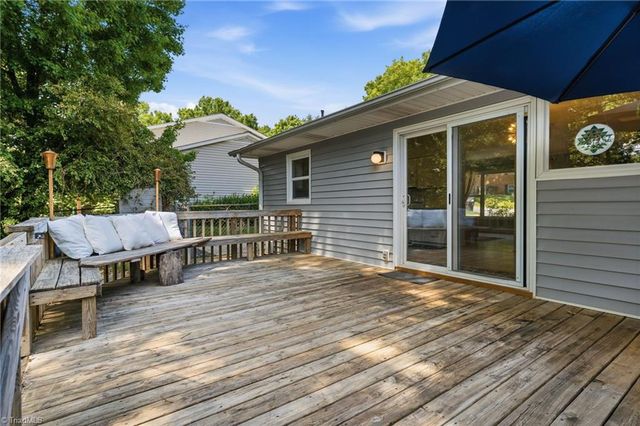 2712 London Lane, Winston-salem, NC 27103